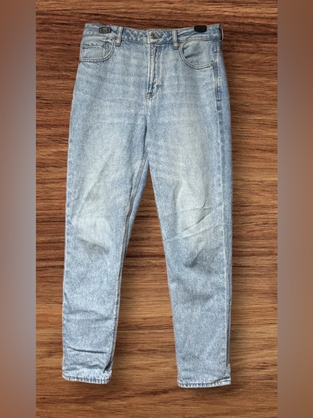 EUC American Eagle Strigid Crop Mom Jeans SZ 6R